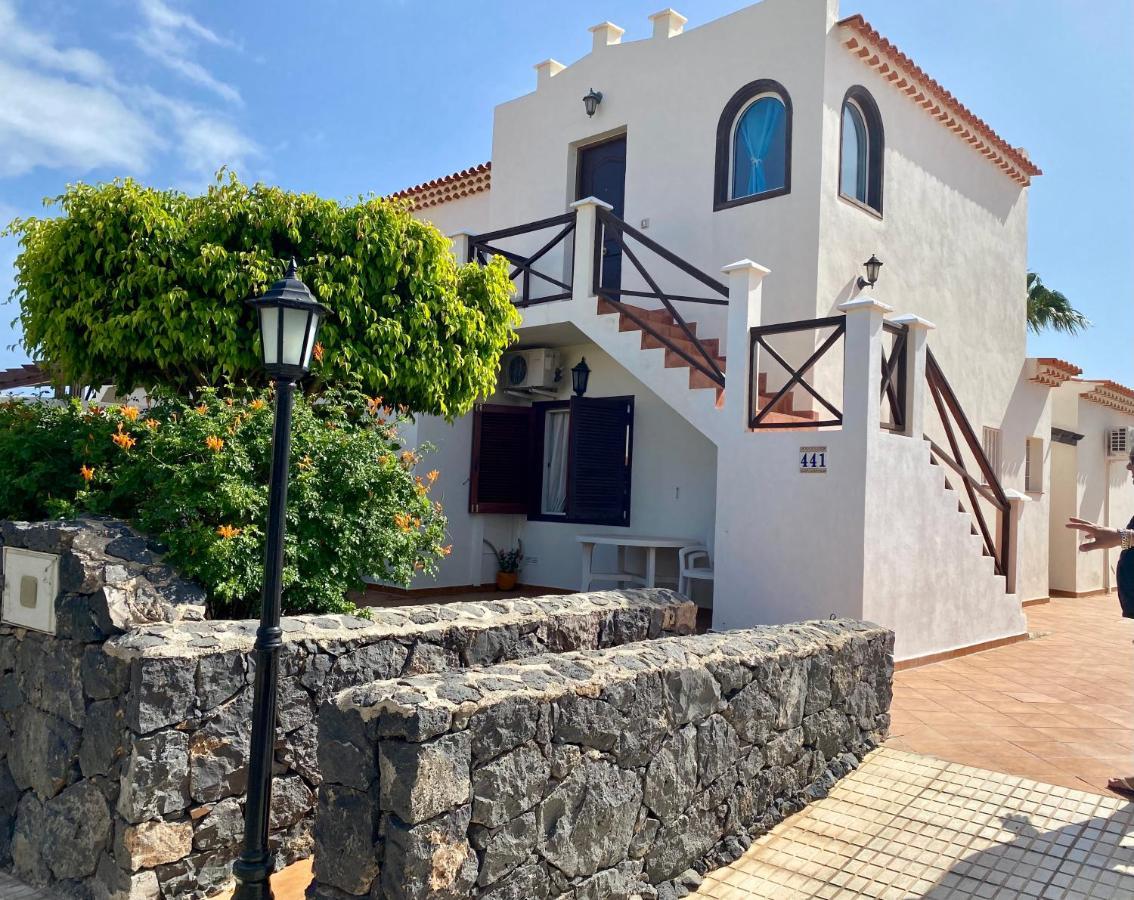 Juangy'S Apartments In Las Adelfas Golf Del Sur 圣米格尔德阿沃纳 外观 照片
