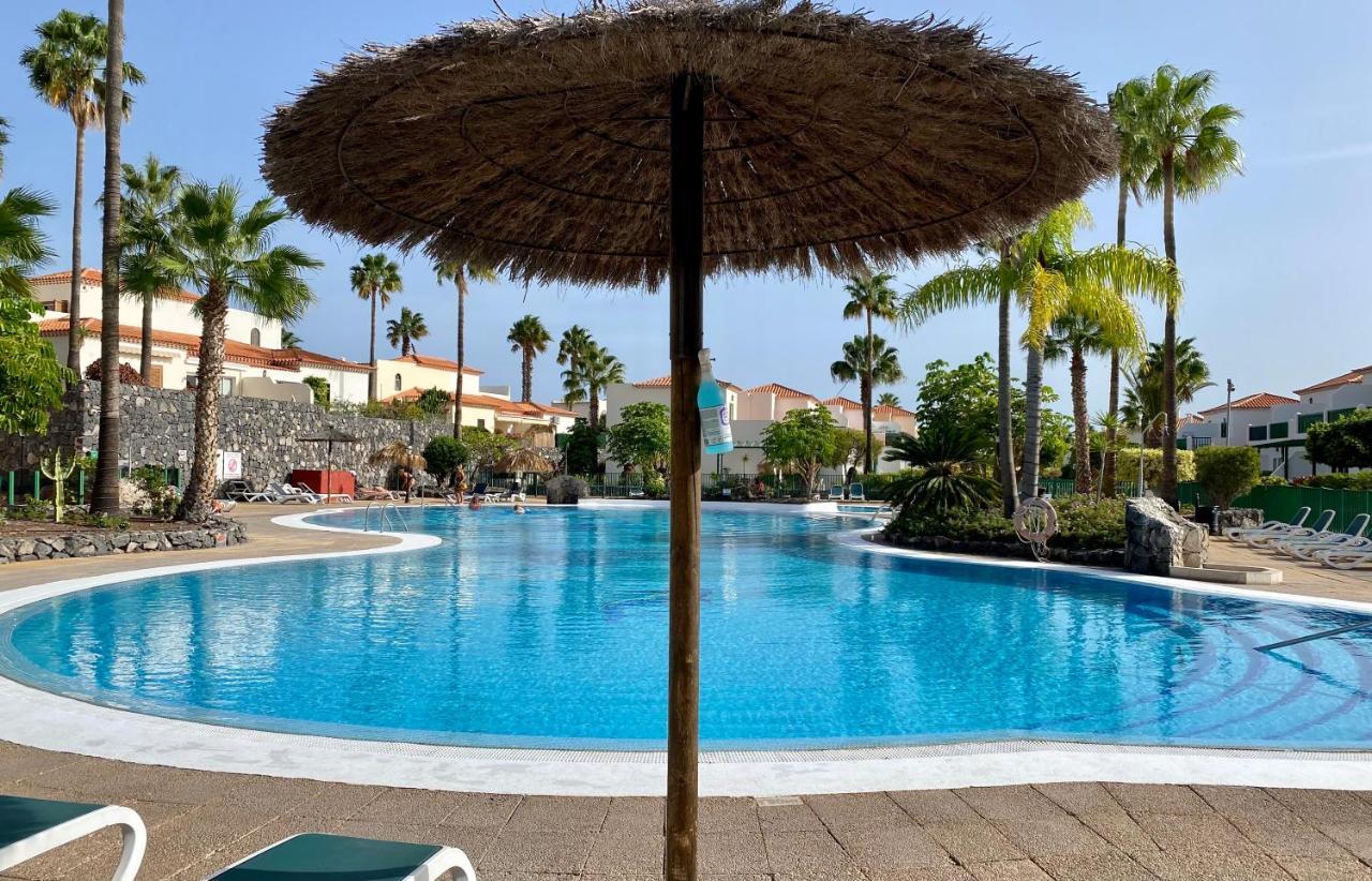 Juangy'S Apartments In Las Adelfas Golf Del Sur 圣米格尔德阿沃纳 外观 照片