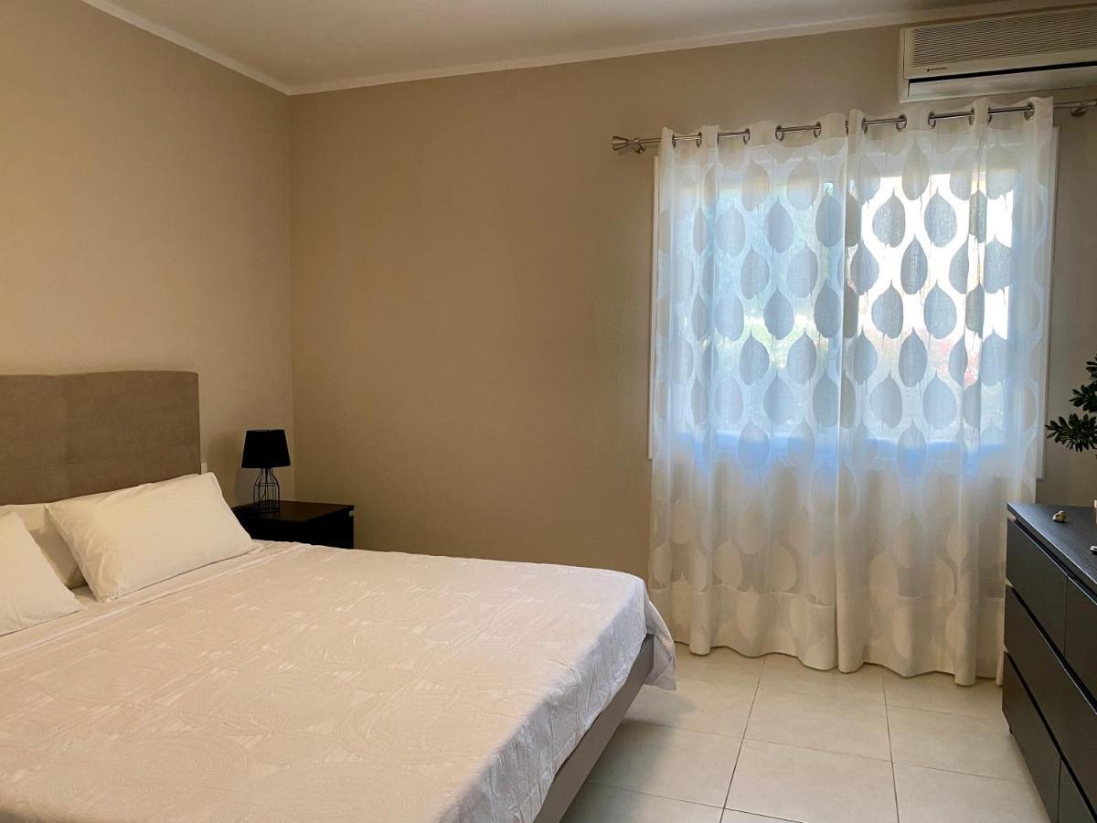 Juangy'S Apartments In Las Adelfas Golf Del Sur 圣米格尔德阿沃纳 外观 照片