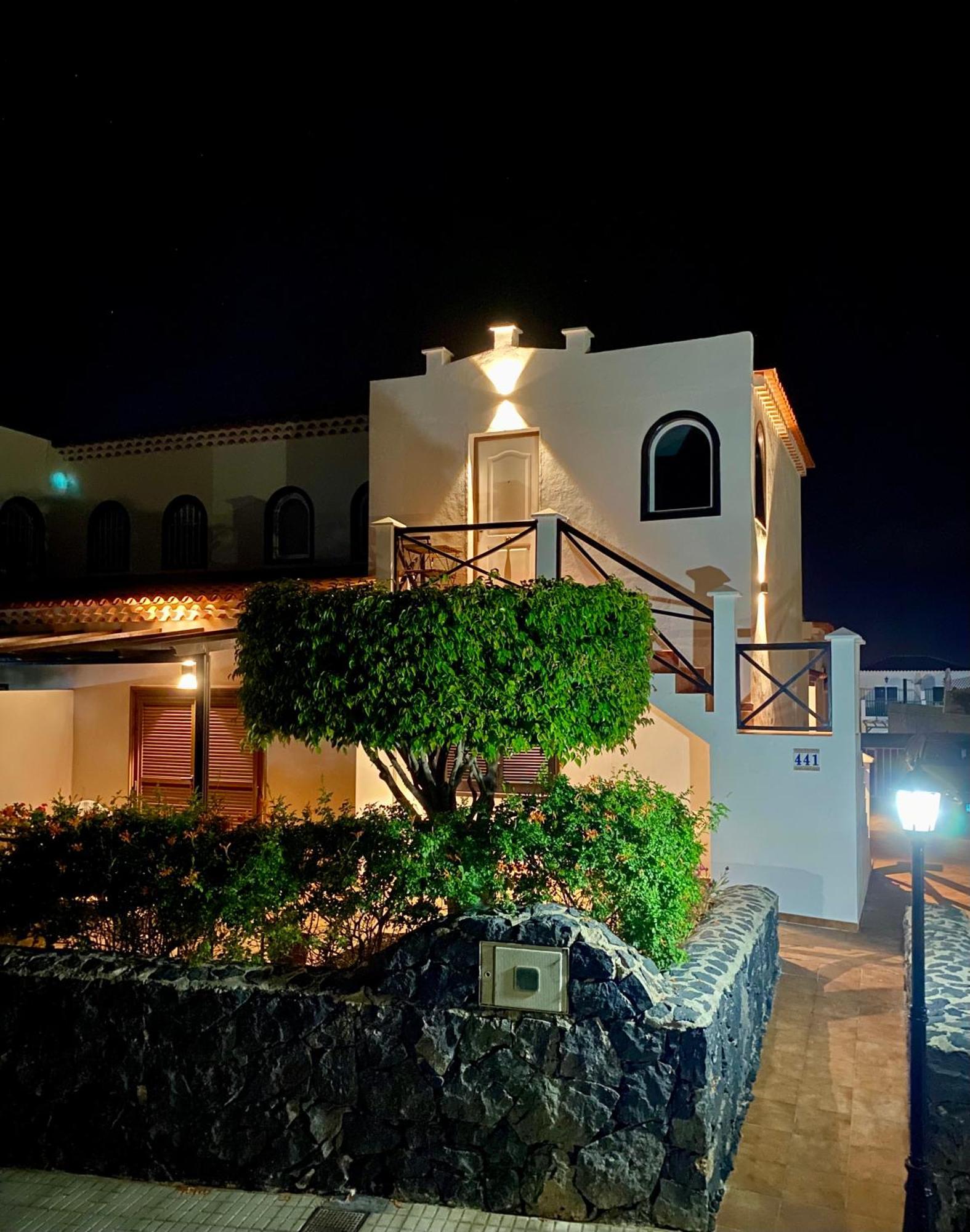 Juangy'S Apartments In Las Adelfas Golf Del Sur 圣米格尔德阿沃纳 外观 照片